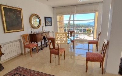 Storslått villa beliggende i et av de beste områdene i Golf de Altea.