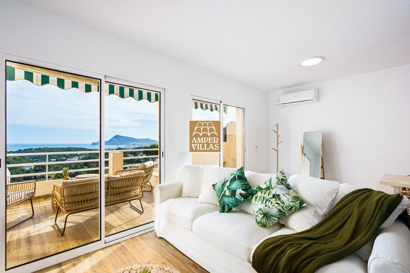 Schöne Maisonette-Wohnung mit Panoramablick in Sierra Altea Golf.