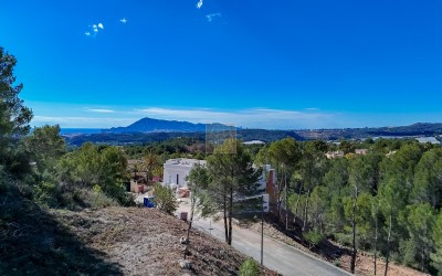 Parcela urbana en una Urbanización de Altea la Vella.