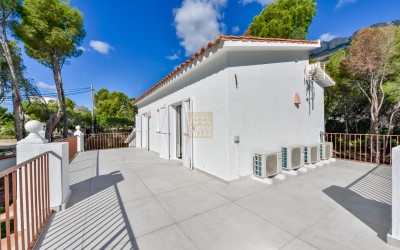 Renovated villa near Don Cayo Golf Course