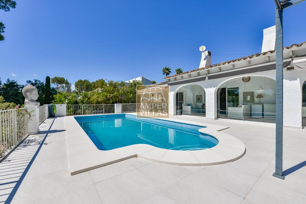 A beautiful and cosy one-level villa.