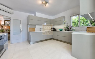 A beautiful and cosy one-level villa.