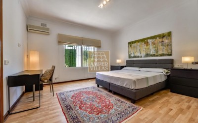 Exclusive villa in Altea offering complete privacy in a natural setting.