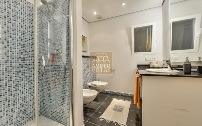 Exclusive villa in Altea offering complete privacy in a natural setting.