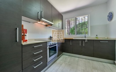 Exclusive villa in Altea offering complete privacy in a natural setting.