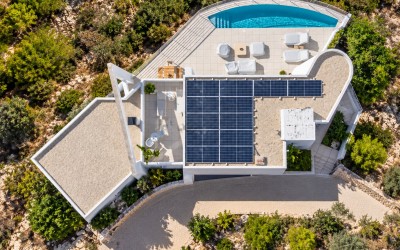 Nueva villa mediterránea con vistas panorámicas al mar