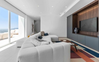 Contemporary Mediterranean Villa with Panoramic Sea Views