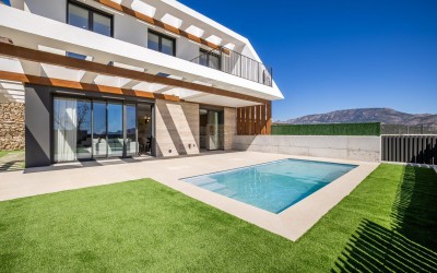 Villa with panoramic views in Polop