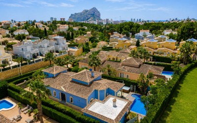 Elegante einstöckige Villa mit privatem Pool in Calpe