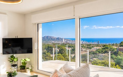 Maison mitoyenne moderne de 4 chambres avec vue panoramique sur la mer et Benidorm à La Nucía