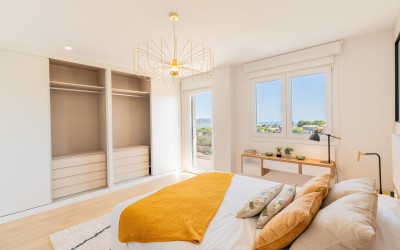 Maison mitoyenne moderne de 4 chambres avec vue panoramique sur la mer et Benidorm à La Nucía