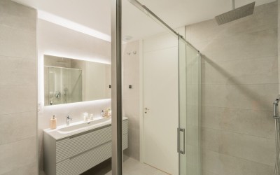 Maison mitoyenne moderne de 4 chambres avec vue panoramique sur la mer et Benidorm à La Nucía