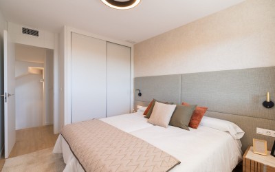 Maison mitoyenne moderne de 4 chambres avec vue panoramique sur la mer et Benidorm à La Nucía