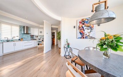 Duplex-Penthouse mit Panoramablick auf das Meer in Altea La Vella
French: