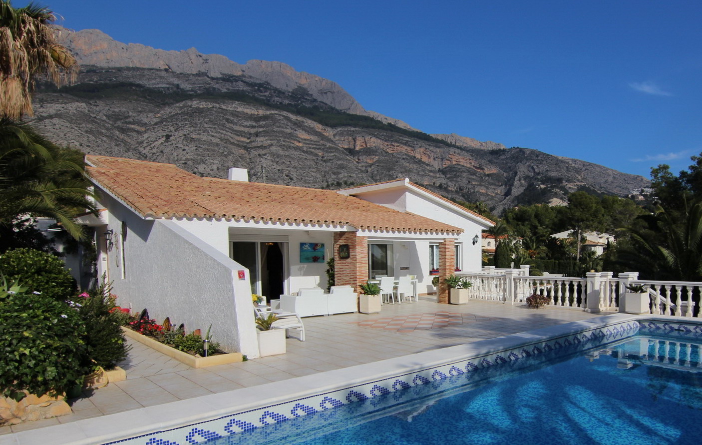 Ampervillas Real Estate in Altea, Spain