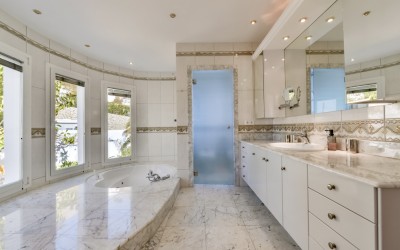 Вилла в аренду с захватывающим видом на море в Altea