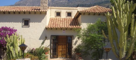 OFERTAS ÚLTIMA HORA en apartamentos y villas de alquiler en Altea